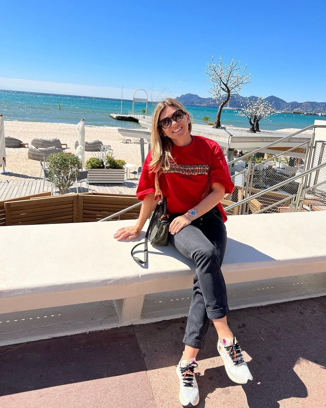 Simona Halep s-a Înnoit de Paște: Descoperă Achizițiile Luxoase ale Tenismenei Române și Secretele Stilului Ei Impecabil